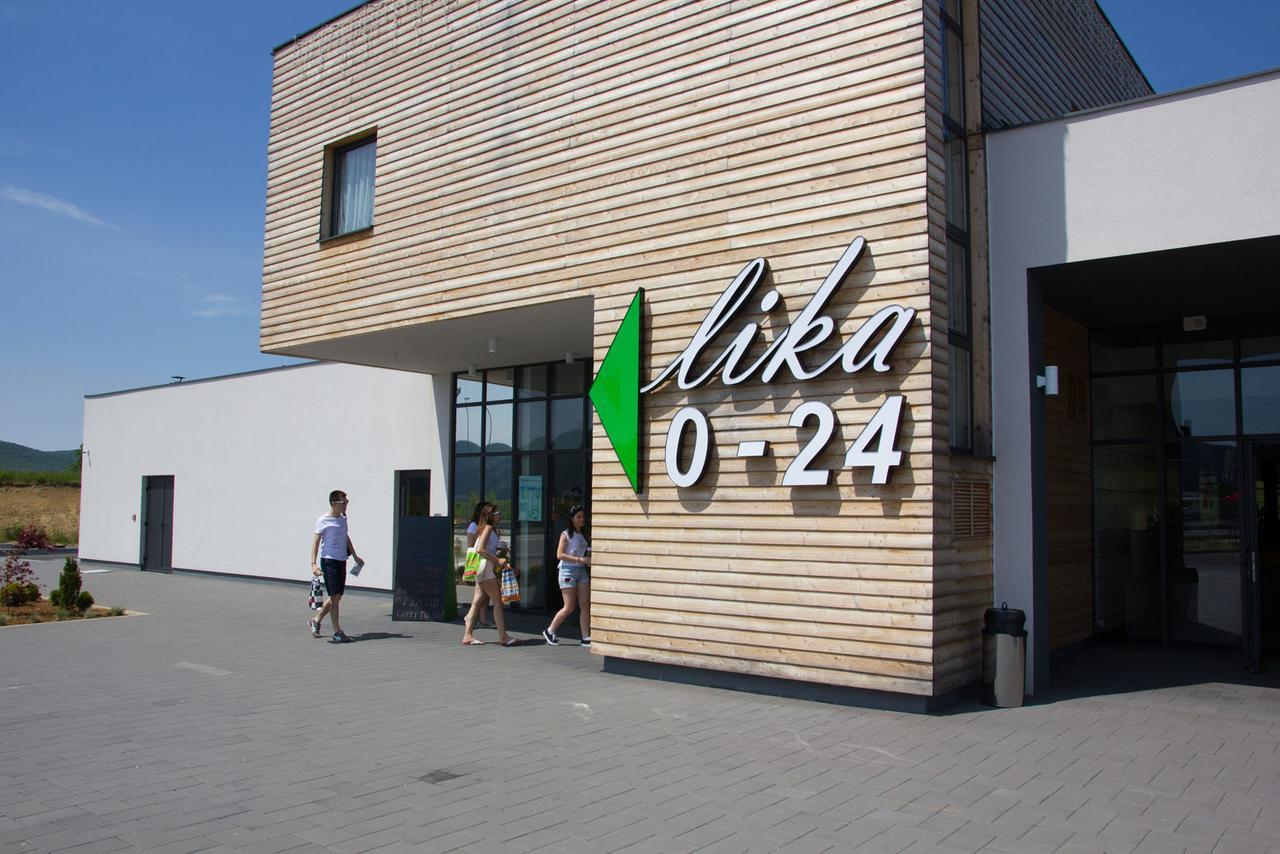 Hotel Lika Sjever Brinje Экстерьер фото